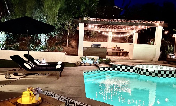 Agoura Hills Casa | Enchanting Gated Romantic Oasis!