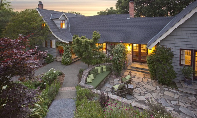 Forestville Casa | Encantadora Healdsburg Estate con piscina de lujo y exuberantes jardines