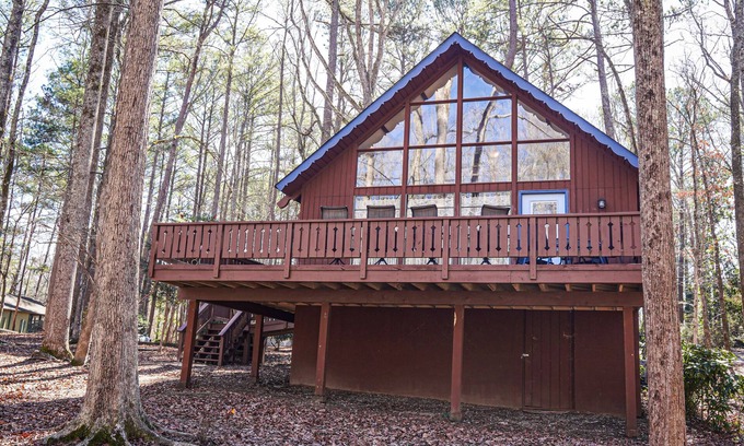 Pine Mountain Cabina | Enchanting Lake View chalet with ramp access