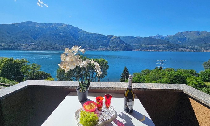 Dorio Apartamento | Enchanting lake view for a romantic getaway Dorio, Lake Como