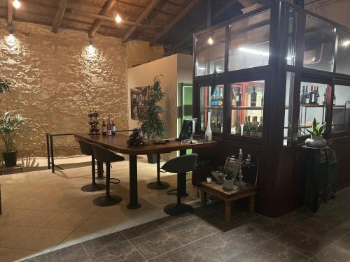 Halepa Hotel | Endless blue suites 3