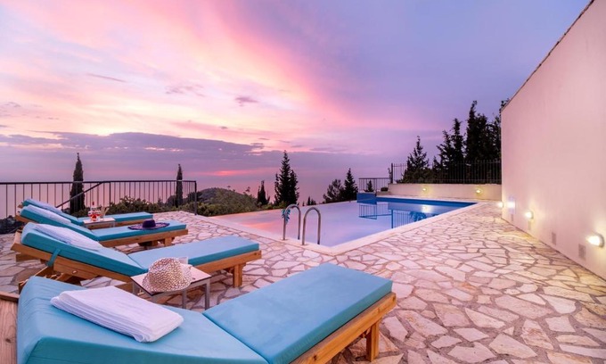 Drimonas Casa | Endless Blue Villa Lefkada