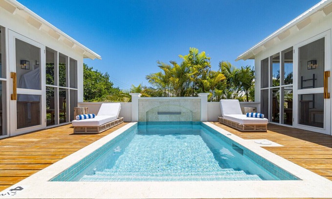 San Pedro Cabaña | Endless Summer + Pool Club at Mahogany Bay -Unit C