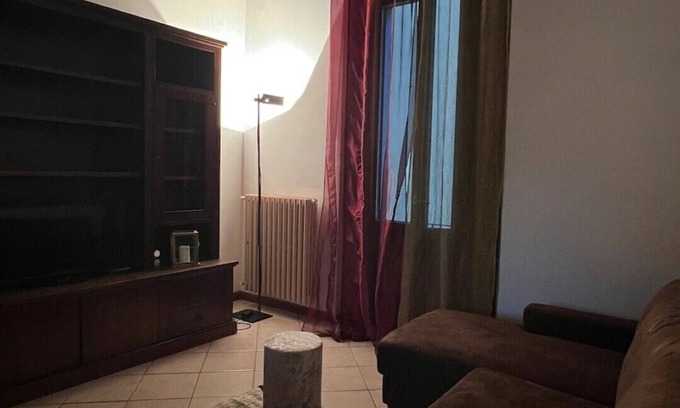 Mantua Apartamento | Energetic apartments2 Walking distance to downtown Mantua and convenient to services