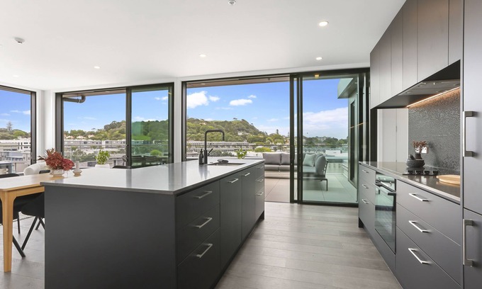 Mount Eden Apartamento | Enfield Sky- Brand New Penthouse