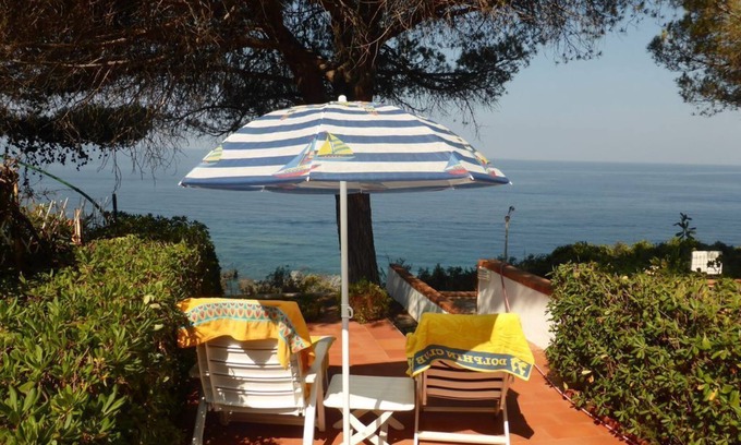 Scalea Casa | ¡Disfruta de unas vacaciones en la playa y de impresionantes puestas de sol junto al mar!