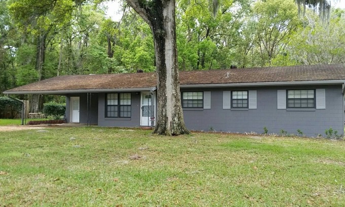 Ocala Casa | Disfruta de una casa privada en la hermosa S. E. Ocala