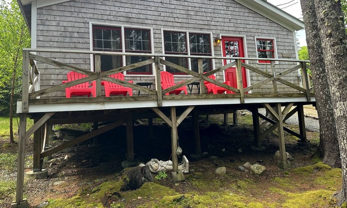 DownEast and Acadia Maine Cabina | Enjoy a quiet stay at our wooded and secluded cottage!
