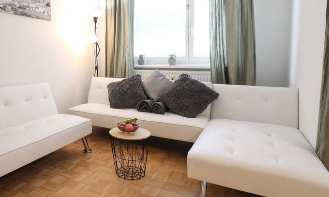 Floridsdorf Apartamento | Enjoy a relaxing vacation in this separate vacation apartment.
