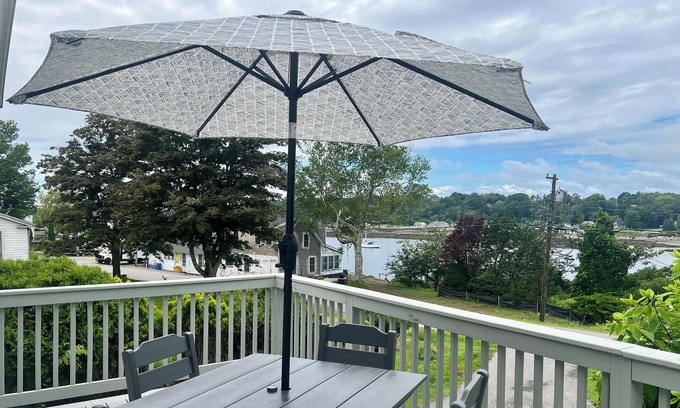 Orrs Island Casa | Enjoy beautiful views of Lowell's Cove from this 3BR pet-friendly home