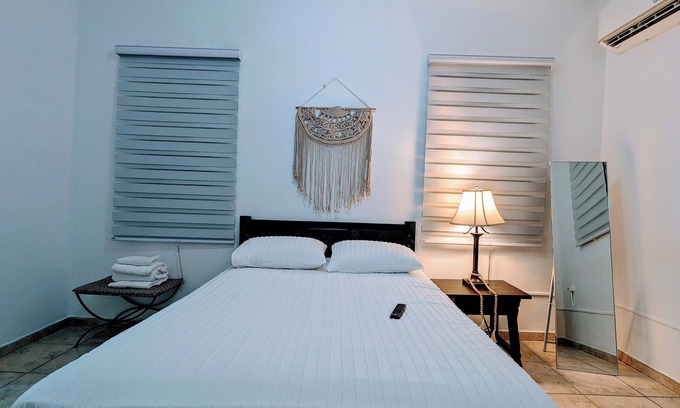 Hipodromo Apartamento | Enjoy centric Apartment in Santurce! C!