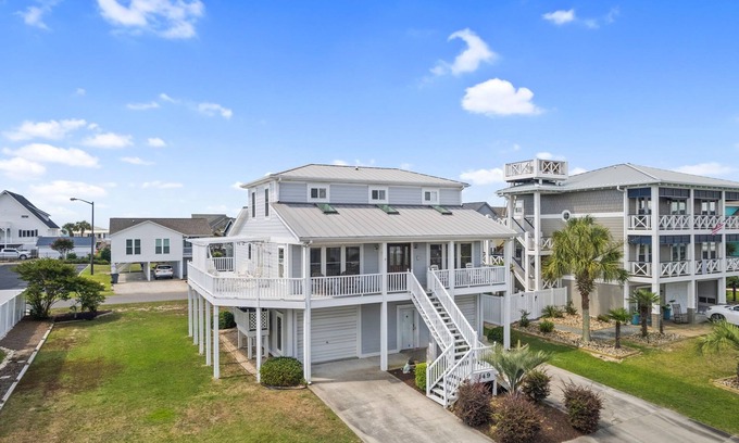 Holden Beach Casa | Enjoy comfort, convenience, and elegance during your stay at one of the most sought-after locations on Holden Beach!