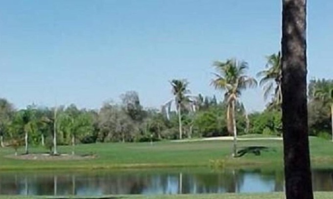 Tropical Cove Condominio | Enjoy Country Club Living, Near Beaches, Extended Stays Available