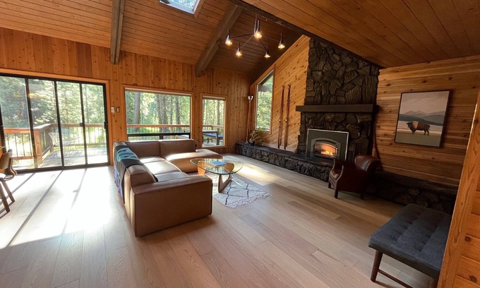 Black Butte Ranch Cabina | Enjoy Dakota House! A modern. Family-friendly. 4bdr cabin @ Black Butte Ranch
