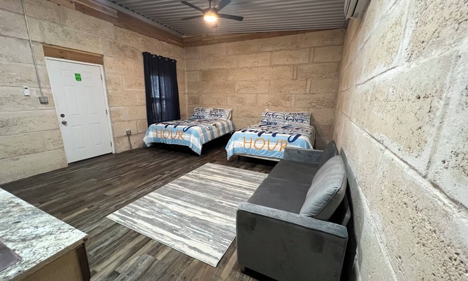 Fluvanna Casa | Enjoy Lake Alan Henry in Justiceburg Texas in one of our 5 Bungalows