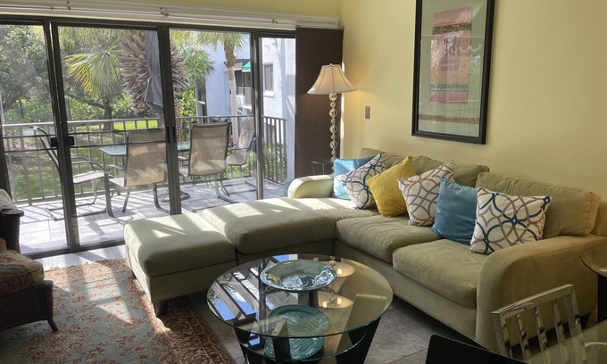Central Naples Condominio | Enjoy Resort Style living at The Word Tennis Club in Naples, Florida