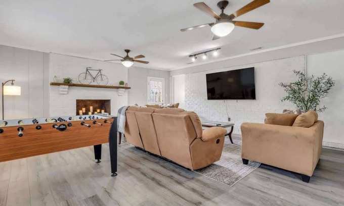 Pooler Casa | Enjoy Savannah 3BR w/King Bed