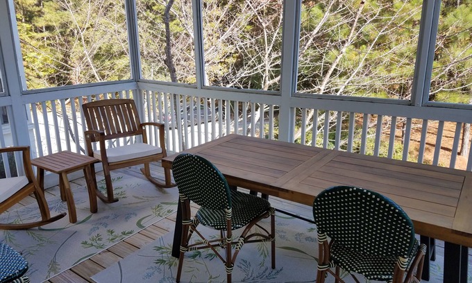 Palmetto Casa | Enjoy Sunset's from our Townhouse in Serenbe's Crossroads Hamlet.