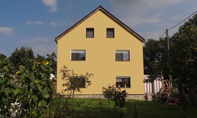 Bobritzsch-Hilbersdorf Apartamento | Disfruta de la tranquilidad rural en la cancha de König