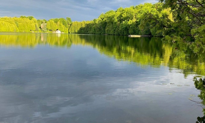 Markdale Chalet De Esquí | Enjoy the beautiful Getaway chalet and all the outdoor activities at Irish Lake!