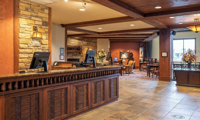 Lake Delton Apartamento | Enjoy the best waterparks all in one place with a beautiful room to walk back to