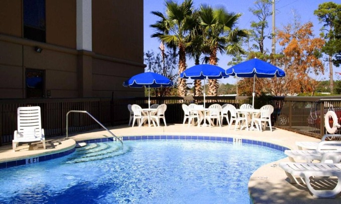 Niceville Casa | Enjoy the outdoors by the Rocky Bayou