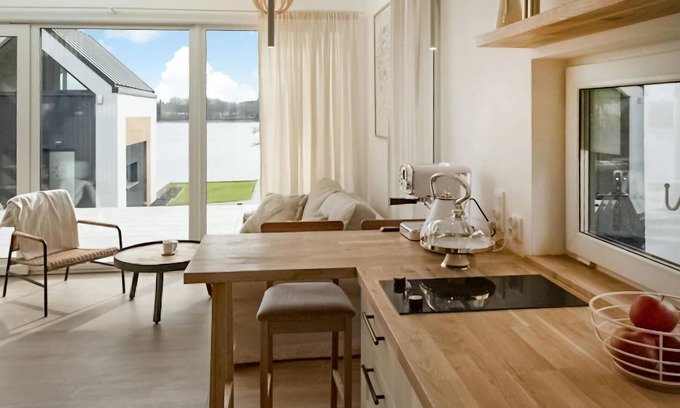Olsztyn Casa | Enjoy your vacation in this modern and comfortable cottage on the Kortowskie Lake.