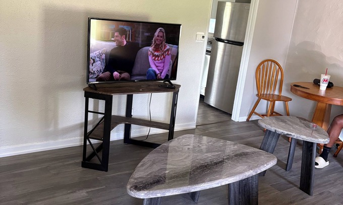 Lafayette Casa | Enjoyable Furnished 2-bedroom 1 bath House in Lafayette