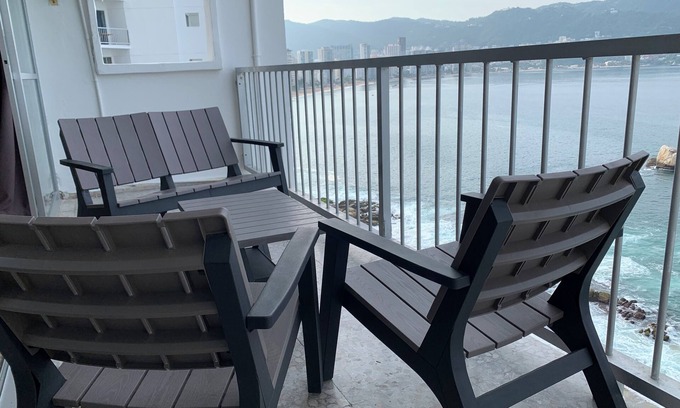 Club Deportivo Condominio | Enjoyable Suite front beach in Acapulco de Juárez