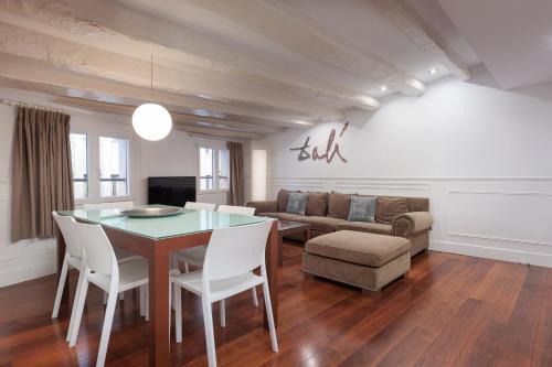 El Born Apartamento | Enjoybcn Dali Apartments