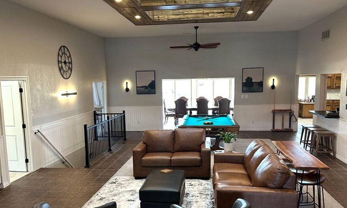 Sterling Casa | Enormous Home On Golf Course. Newly renovated - Sleeps 21!