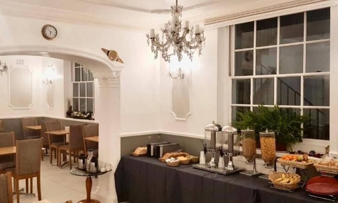 Warwick Hotel | Enrico Hotel