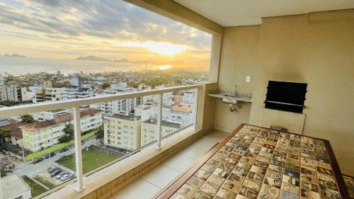 Loteamento Joao Batista Juliao Apartamento | Enseada - Vista Espetacular, Churrasqueira e Lazer