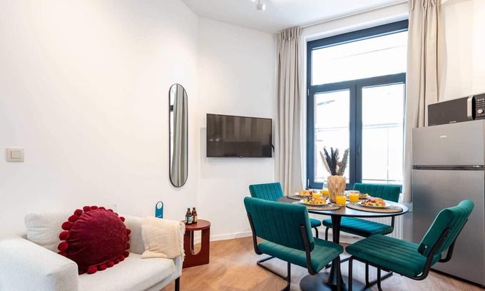Quartier des Libertes - Vrijheidswijk Apartamento | Enseignement III - Dos Habitaciones Piso, Capacidad 4