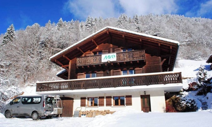 Montriond Chalet De Esquí | Ensuite rooms , Jacuzzi, storage ideal for ski/VTT ,MULTIPASS