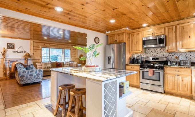 Big Bear Cabina | Entertainment Cabin #610