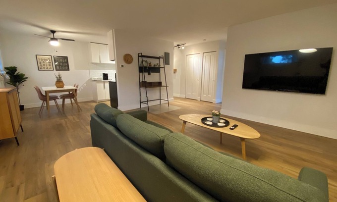 Waterloo Apartamento | ENTIRE 1 BEDROOM APARTMENT by UW RESEARCH PARK