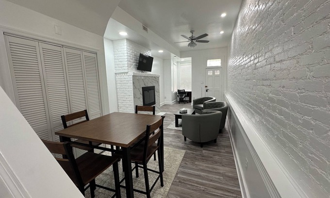 Mount Vernon Square Casa | Entire 2 Bedroom House in NW DC