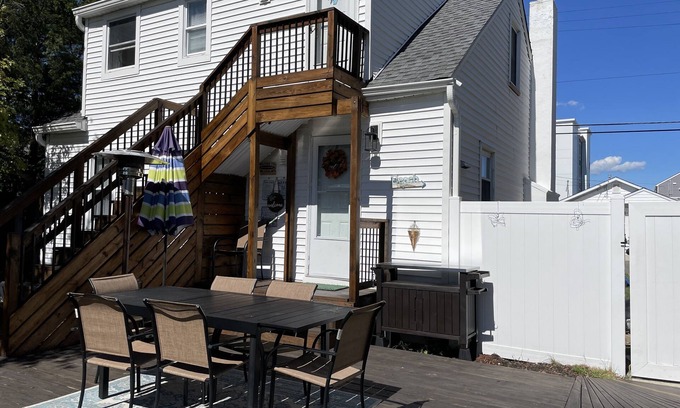 Seaside Heights Casa | Entire 2 Family cottage, private garden, by sea, boardwalk & bay.No Proms