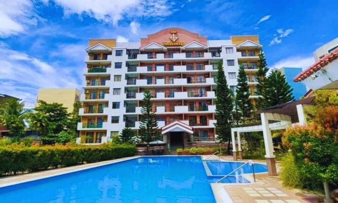 Poblacion District Condominio | Entire 2BR Condo At the Heart of Davao City
