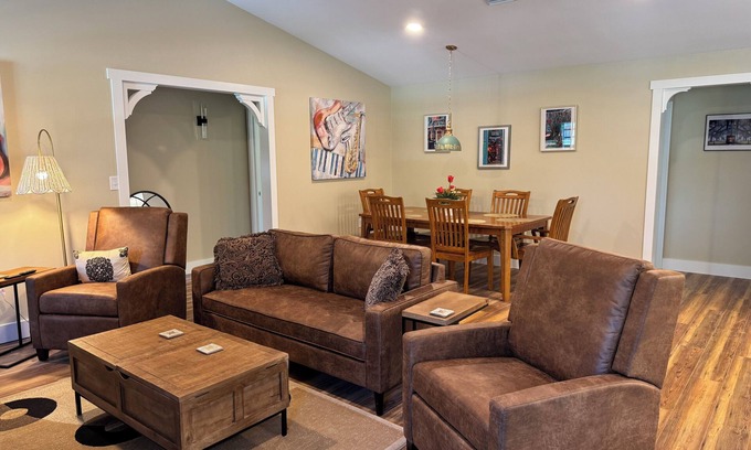 Port Charlotte Casa | Entire 3/2 Home with Large Yard and RV Parking in Port Charlotte, FL