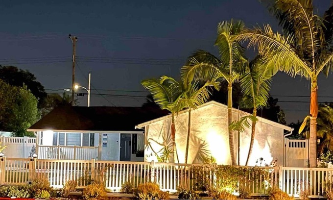 Huntington Beach Villa | Entire 3-bedroom vila with hot tub