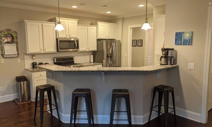 Clemson Casa | Entire 4-bedroom/3.5 bath home, screened porch