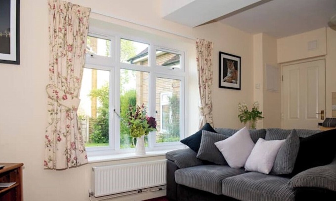 Harrietsham Apartamento | Entire apartment, own entrance in quiet area 5 mins from Leeds Castle, Maidstone