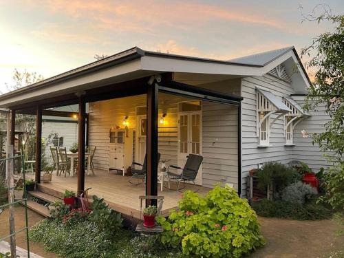 Canungra Casa | Entire Boutique Home - The Rustic Cottage - Canungra