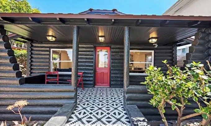 Laguna Beach Cabina | Entire Cabin, 2 Blocks to Water with Ocean Views!