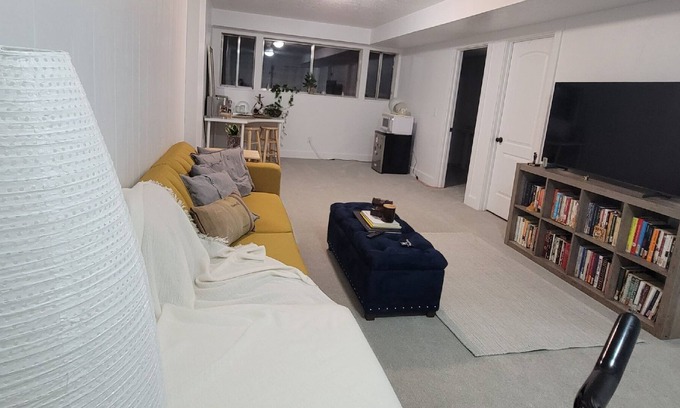 Murray Casa | Entire Cozy Private Basement with two bedrooms