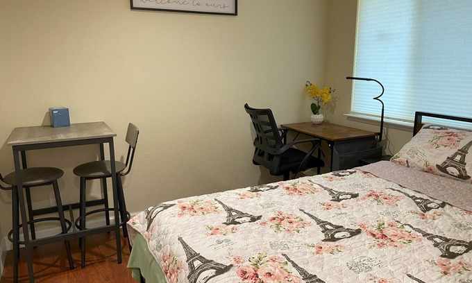 Southeastern Sacramento Apartamento | Entire cozy studio w/ separate entrance w/in walking distance to UCD Med Ctr
