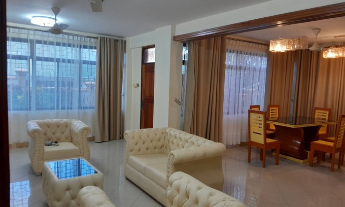 Oyster Bay Apartamento | Entire family house in Oysterbay, Dar es Salaam