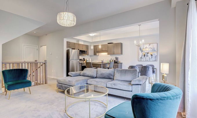 Niagara Falls Casa | Entire Family House 4 Bedroom - Niagara Falls